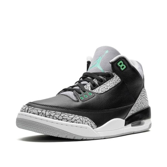 Air Jordan 3 Retro "Green Glow" sneakers - Picture 4 of 6